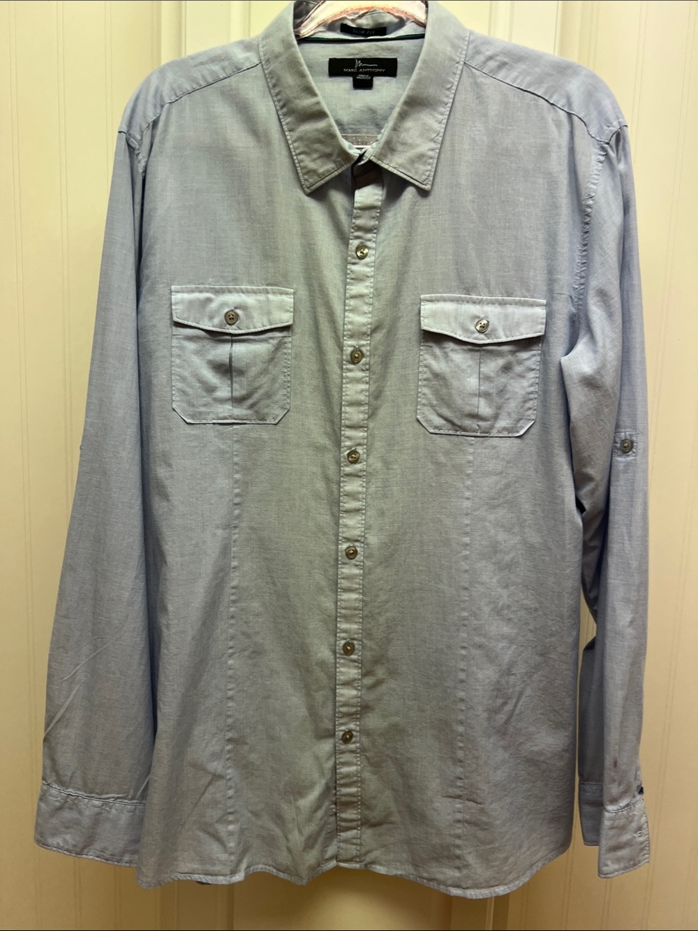 Marc Anthony Men's Pale Blue Casual Button-Down Shirt